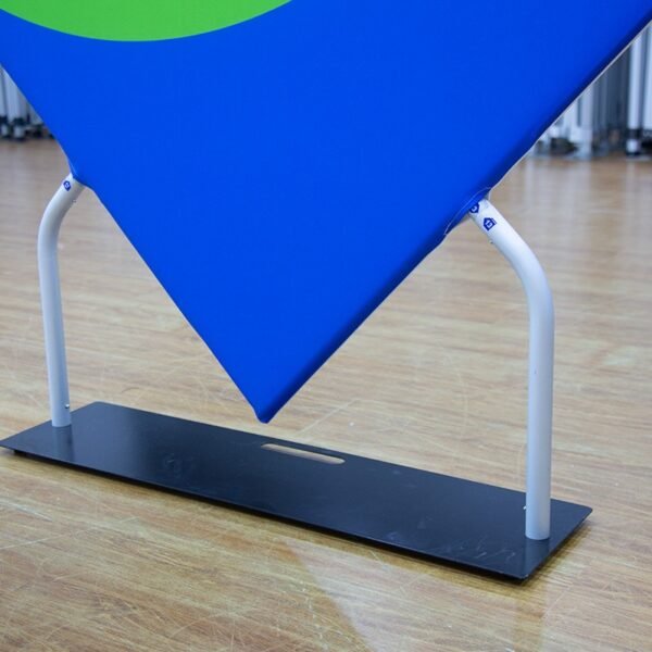 EZ Extend Heart Shaped Backdrop - Image 3